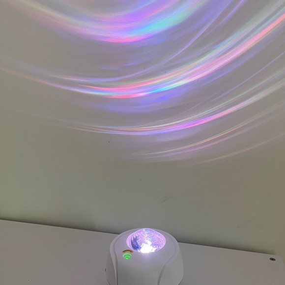 Star galaxy projector light Bluetooth device with stand and power cord colours - Picture 12 of 13